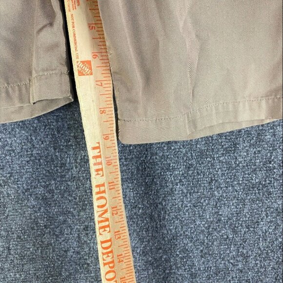 Volcom Shorts Boys 14Y 27 Waist Beige Casual Slash Pockets Polyester Blend - Picture 3 of 8